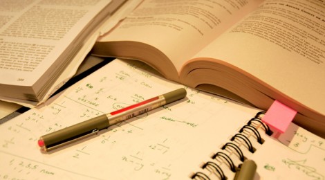 Programarea examenelor si a restantelor - semestrul al II-lea, 2013/2014